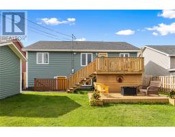 86 Hollyberry Drive thumbnail 29