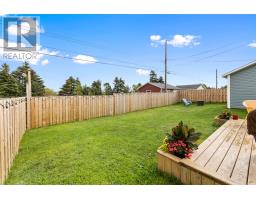 86 Hollyberry Drive thumbnail 33