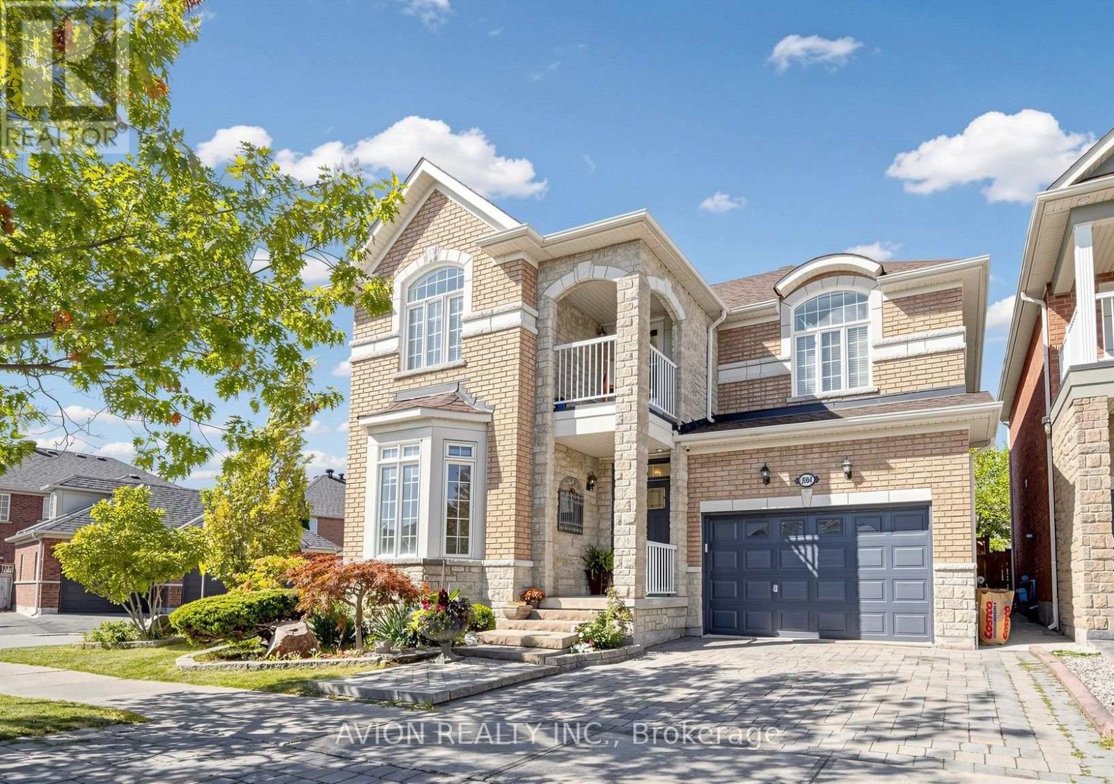 1004 CASTLEMORE AVENUE, Markham (Wismer)