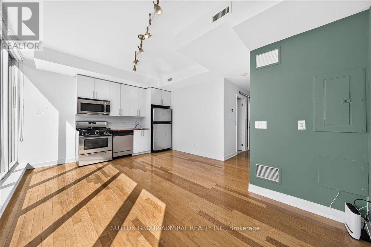 #506B 25 RITCHIE AVENUE - 28