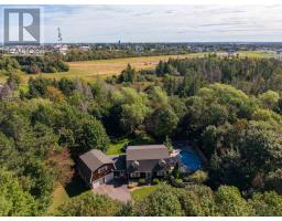 Bath (# pieces 1-6) - 450 South Drive, Summerside, PE C1N3Z4 Photo 10