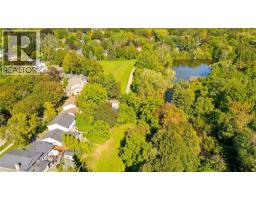 351 Craigleith Drive, Waterloo, ON N2L5B5 Photo 45