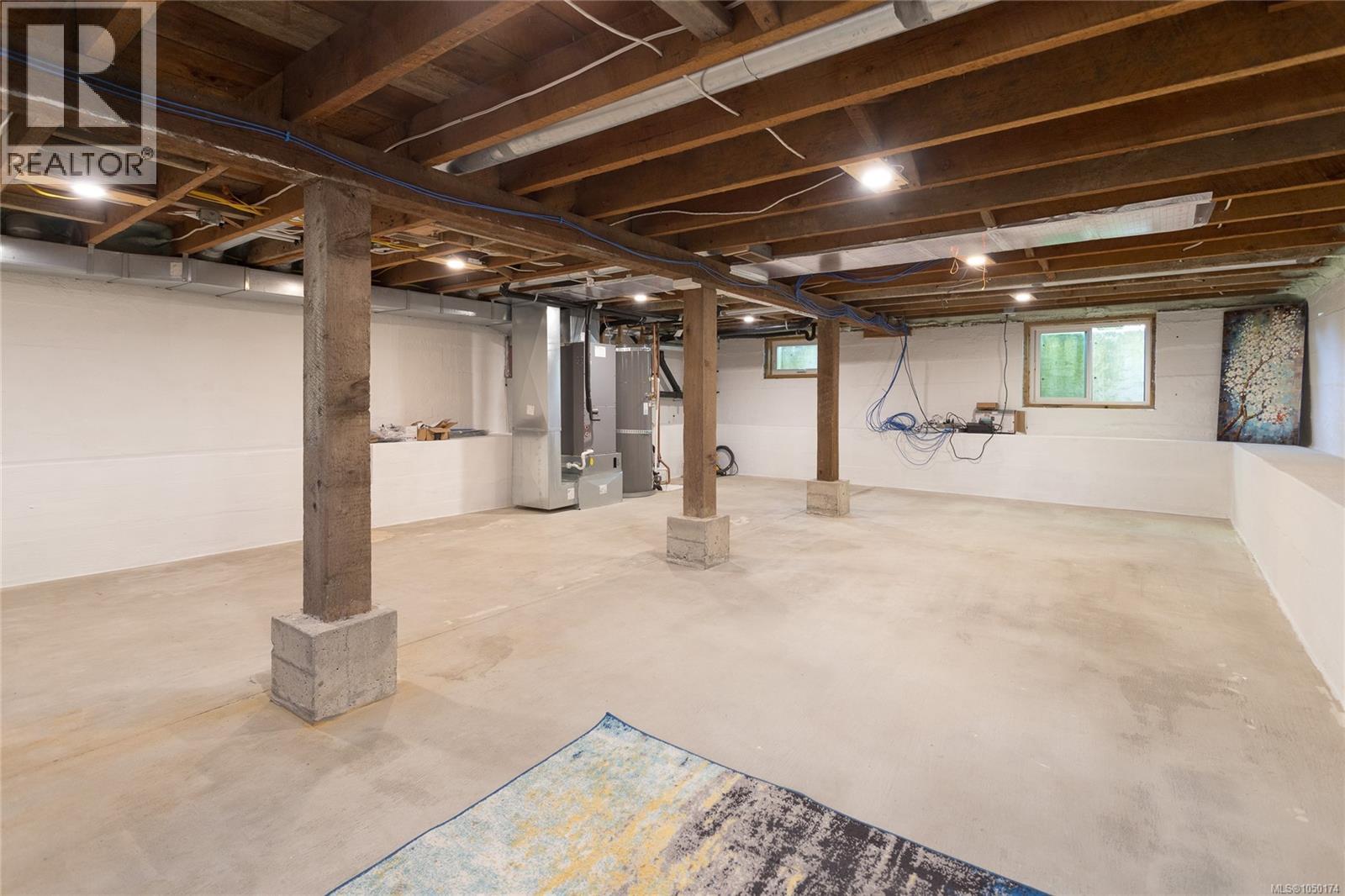 9646 Fifth St - Image 24