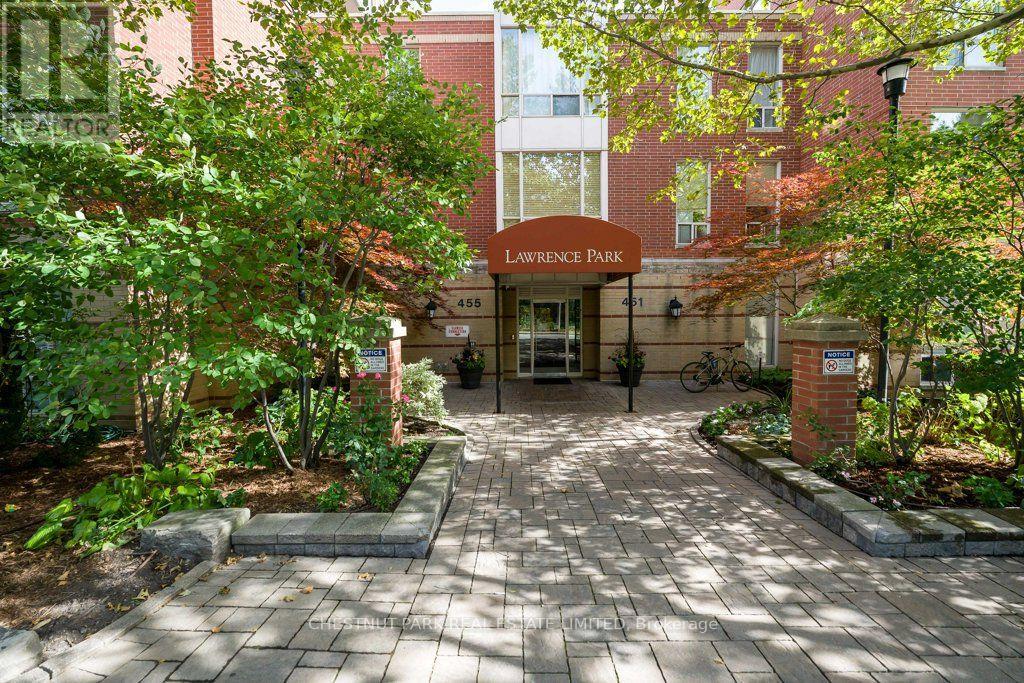 #115 455 ROSEWELL AVENUE - 27