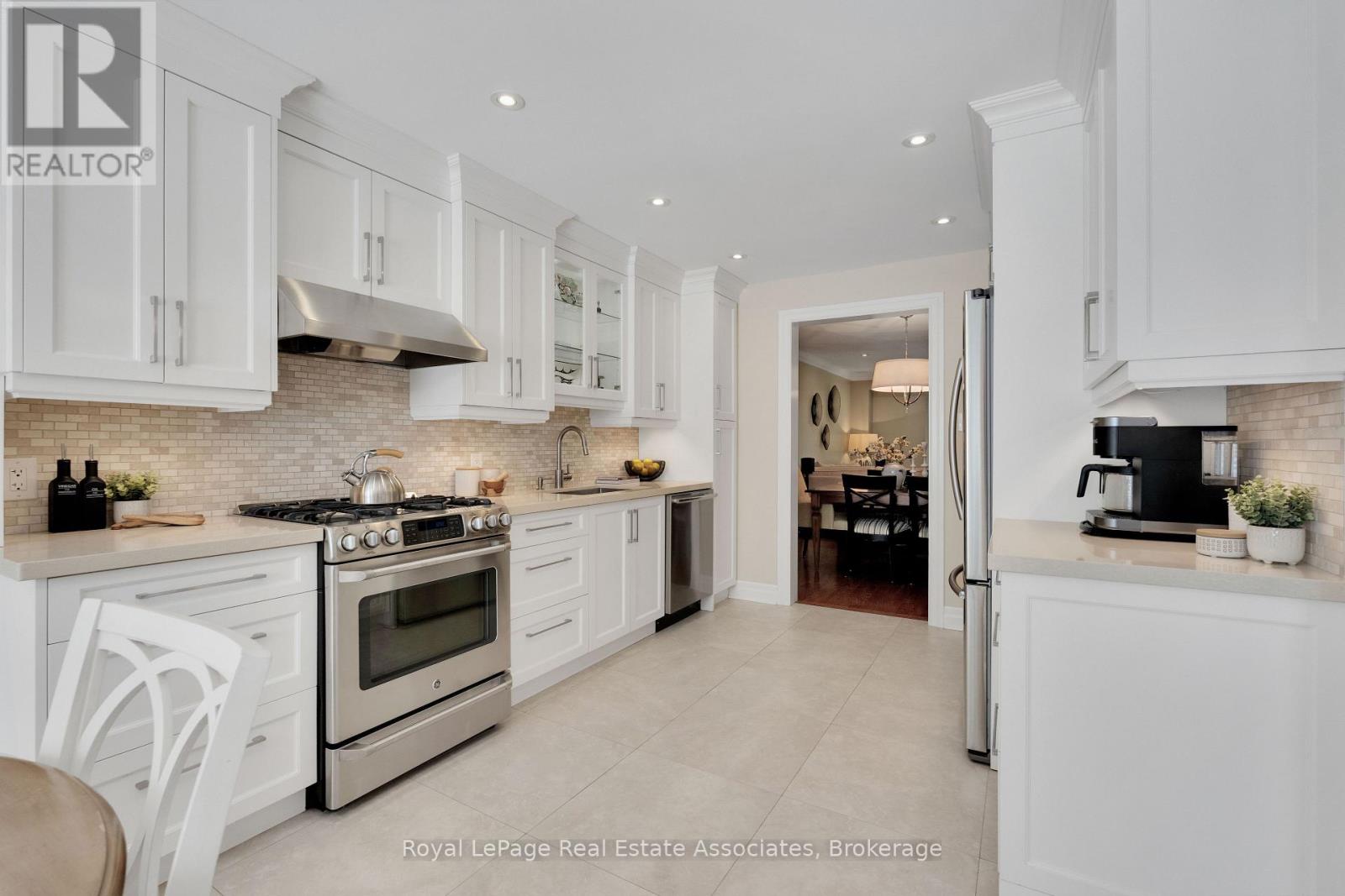 Photo of 29 - 3265 SOUTH MILLWAY