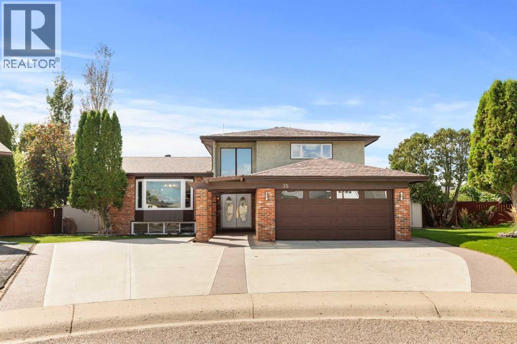 35 Horner Court NE, Medicine Hat, Alberta, T1C1M1