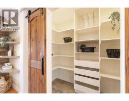 5pc Bathroom - 35 Horner Court Ne, Medicine Hat, AB T1C1M1 Photo 14