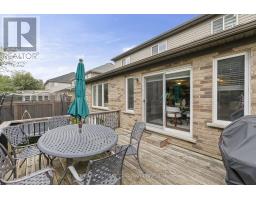 Kitchen - 911 Foxcreek Road, London North, ON N6G0H1 Photo 17