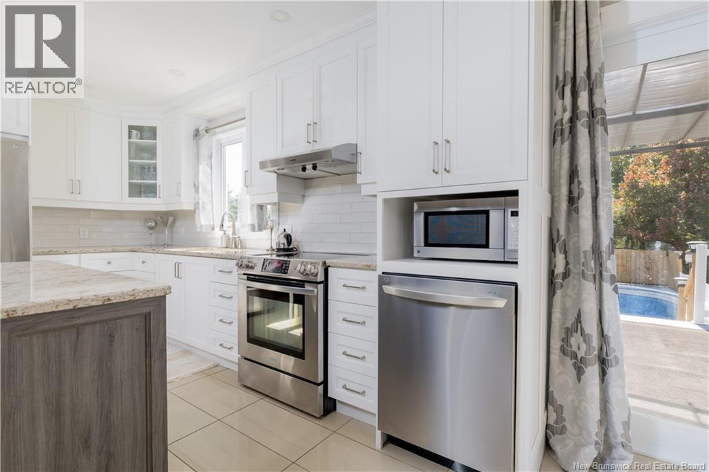 102 Plaisante Street - 13