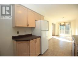 Family room - 199 Emerald Road, London South, ON N6M1J3 Photo 9
