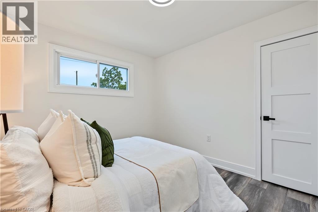 145 GAGE Avenue N - Image 31