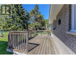 11 Pine Street, Bracebridge, ON P1L1L1 Photo 14