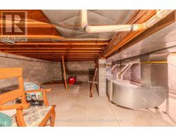 11 Pine Street, Bracebridge, ON P1L1L1 Photo 35
