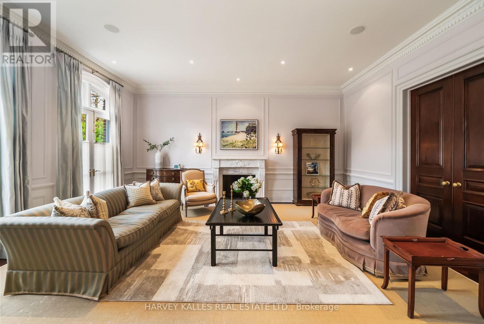 Photo of 250 FOREST HILL ROAD