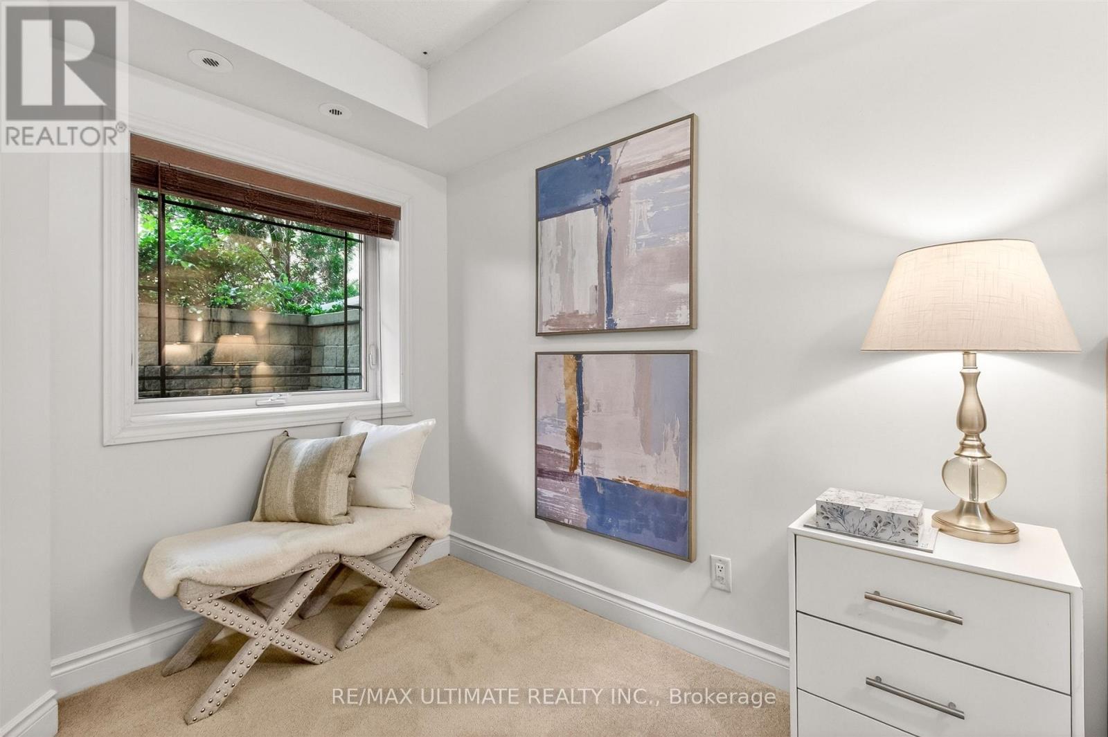 #4 70 BYNG AVENUE - 20