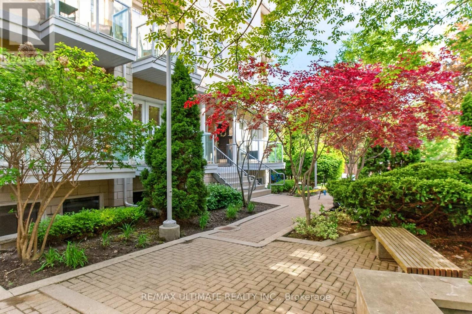 #4 70 BYNG AVENUE - Image 26