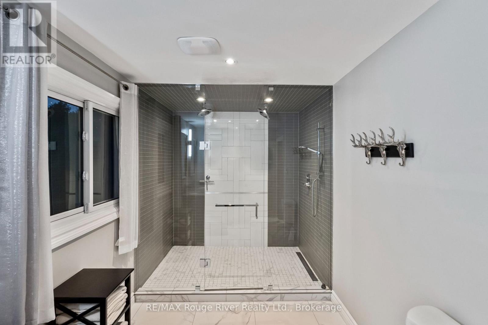 4500 OLD SCUGOG ROAD - 26