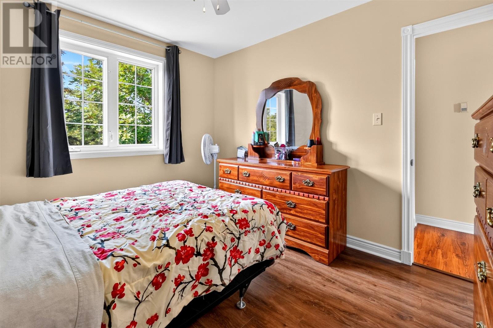 4 Parade Street - 14