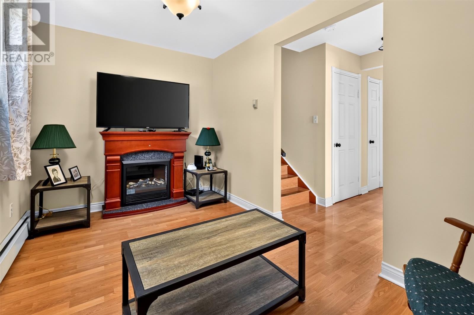 4 Parade Street - 16