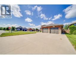 Laundry room - 35 Marshwoods Boulevard, Kingsville, ON N9Y0A7 Photo 7