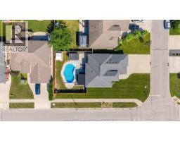 35 Marshwoods Boulevard, Kingsville, ON N9Y0A7 Photo 46