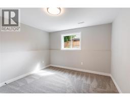 4009 Greenwood Street, Petrolia, ON N0N1R0 Photo 25