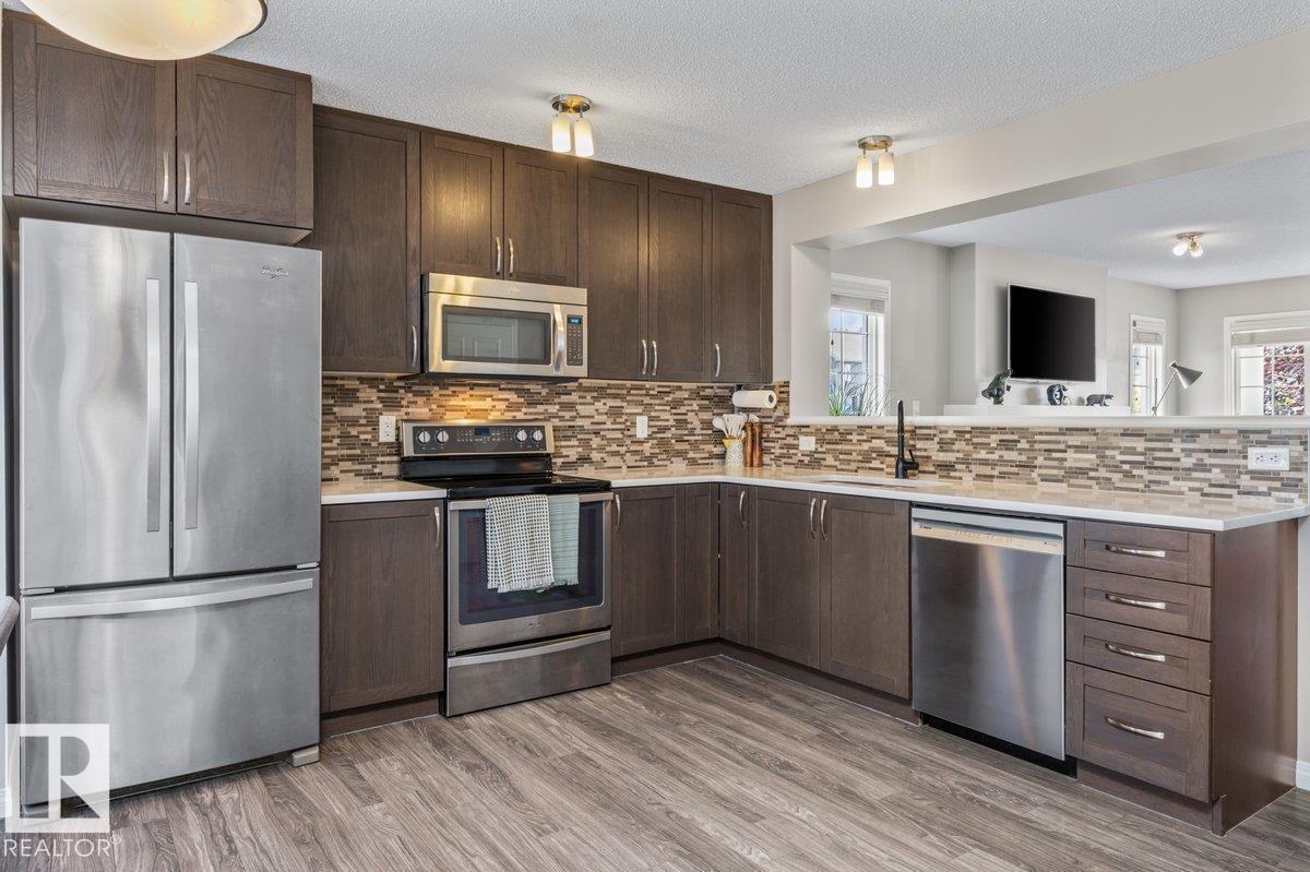 6906 23 AV SW - Image 10