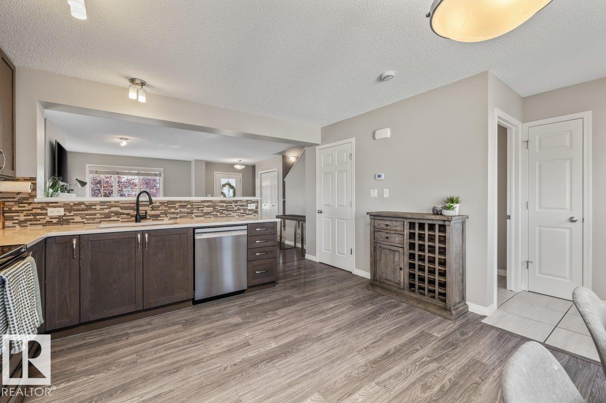 6906 23 AV SW - Image 11