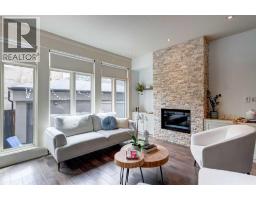 4pc Bathroom - 2, 1934 36 Street Sw, Calgary, AB T3E2Y9 Photo 11