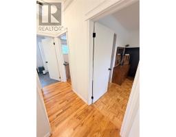 26 Hancocks Road thumbnail 19