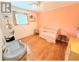 26 Hancocks Road thumbnail 20