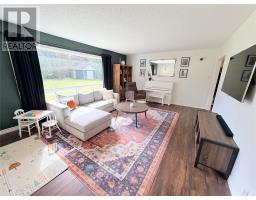 26 Hancocks Road thumbnail 6