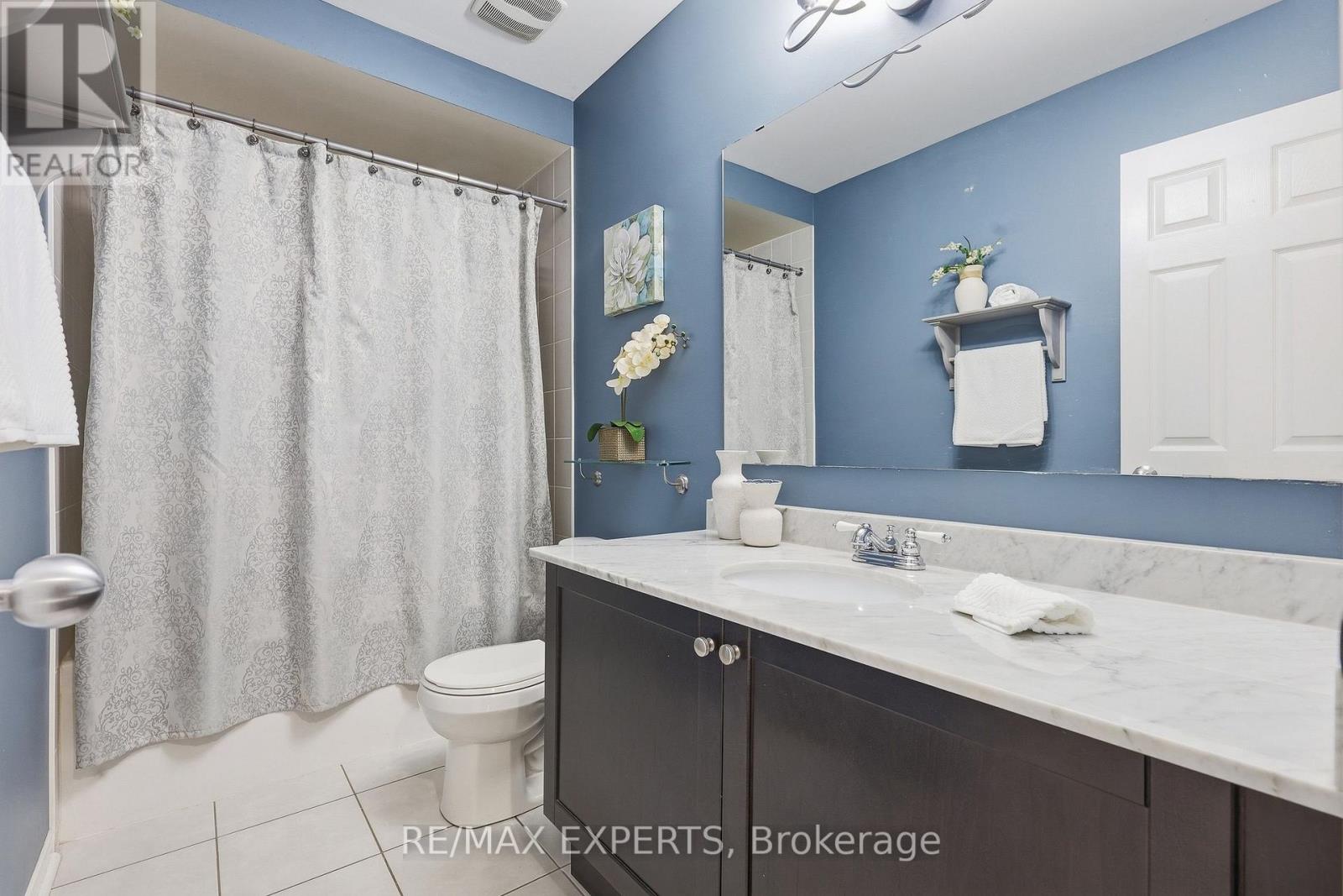 323 Langford Boulevard, Bradford West Gwillimbury photo 21