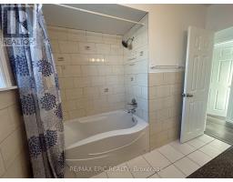 Main - 25 Gentry Crescent, Richmond Hill, ON L4C2G8 Photo 12