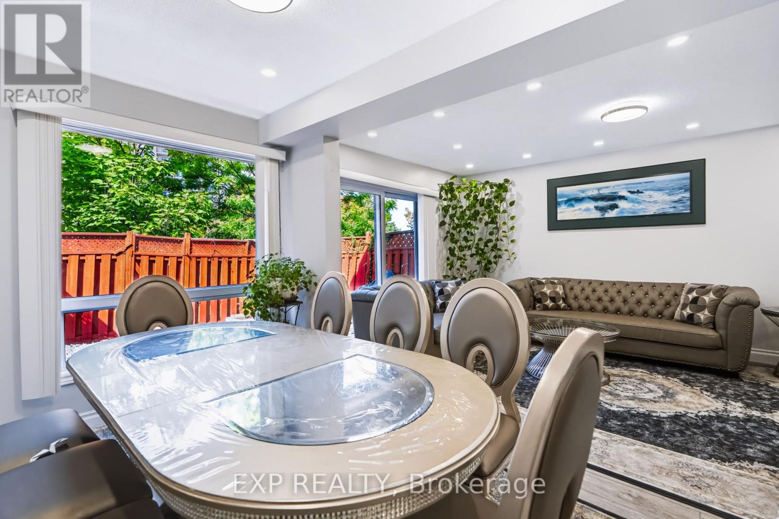 #2 2669 SOUTHVALE CRESCENT E - 15