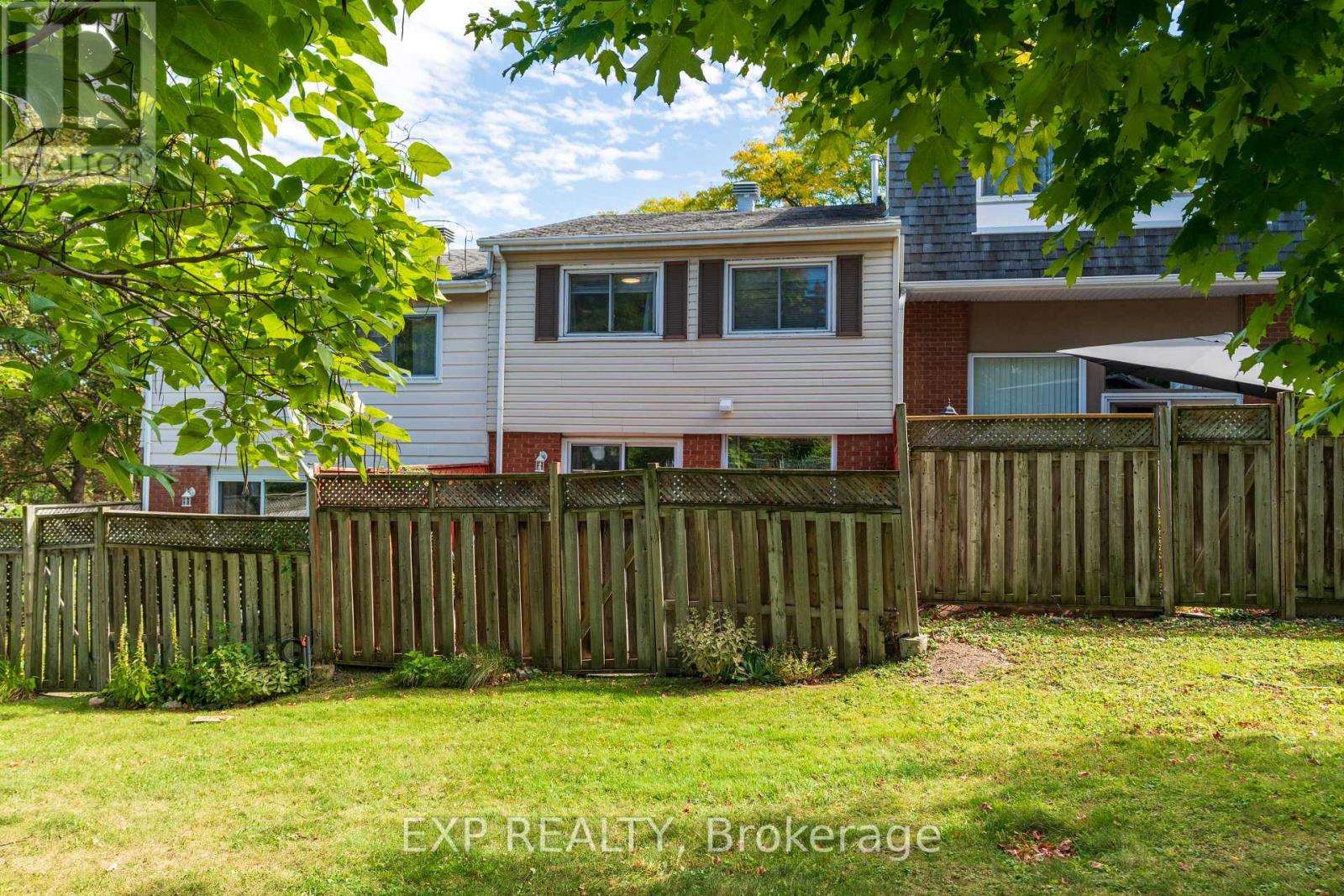 #2 2669 SOUTHVALE CRESCENT E - 48