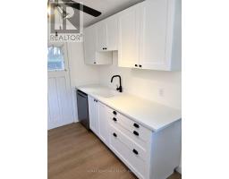 A - 11 Kippewa Drive, Ottawa, ON K1S3G3 Photo 11