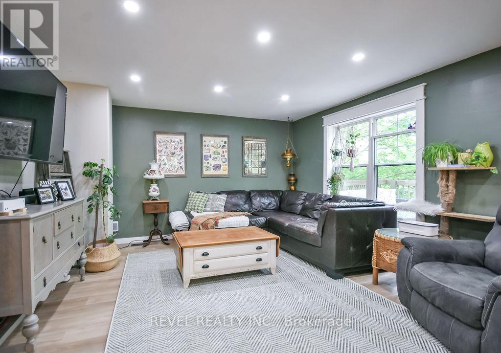 3267 ALBANY STREET - Image 20