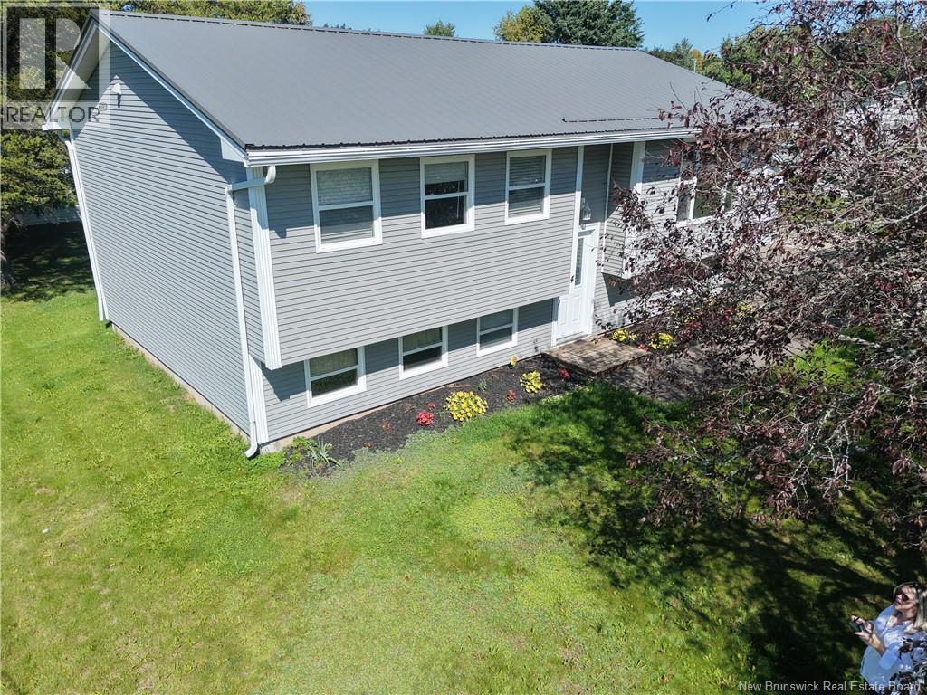 4 Phillips Street - Image 3