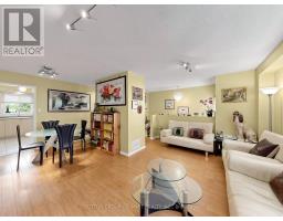 Family room - 4 - 8305 Mclaughlin Road, Brampton, ON L6Y5G3 Photo 8