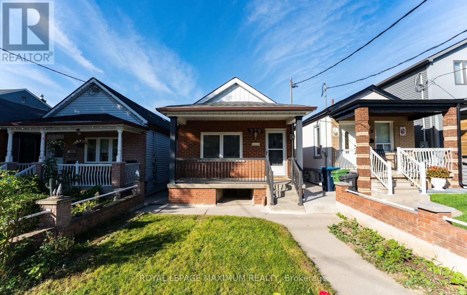 Photo of 376 Mc Roberts Avenue