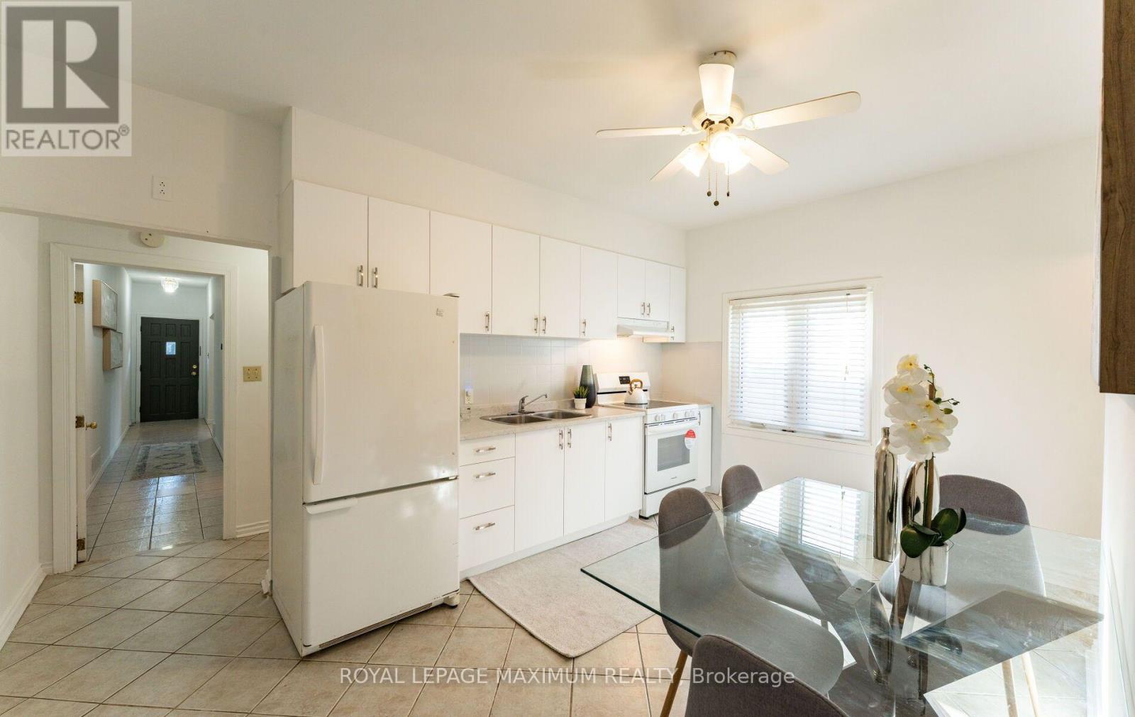 376 MCROBERTS AVENUE - 7