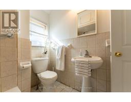 376 Mc Roberts Avenue, Toronto, ON M6E4R2 Photo 17