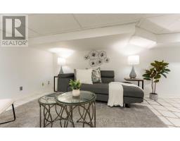 376 Mc Roberts Avenue, Toronto, ON M6E4R2 Photo 24