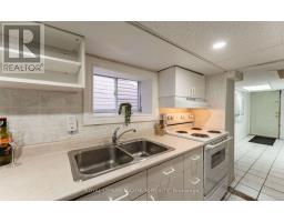 376 Mc Roberts Avenue, Toronto, ON M6E4R2 Photo 29