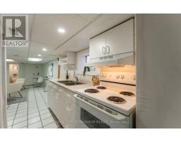 376 Mc Roberts Avenue, Toronto, ON M6E4R2 Photo 30