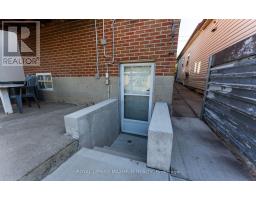 376 Mc Roberts Avenue, Toronto, ON M6E4R2 Photo 39