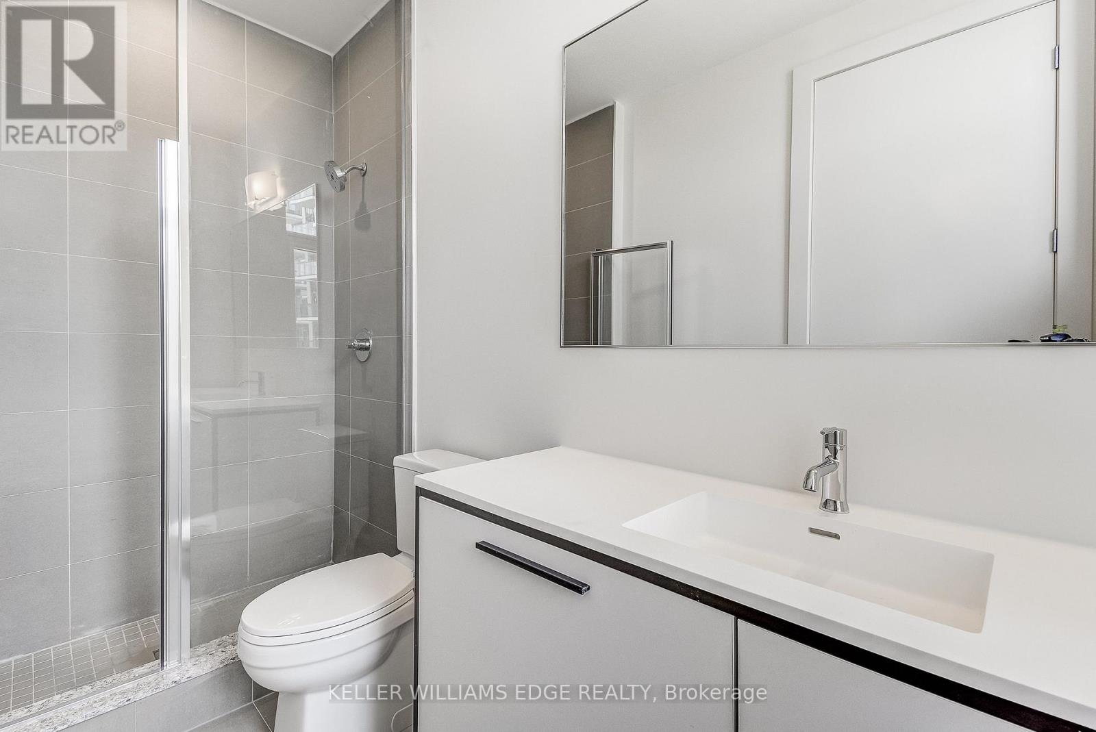 58 WINDWARD DRIVE - 26