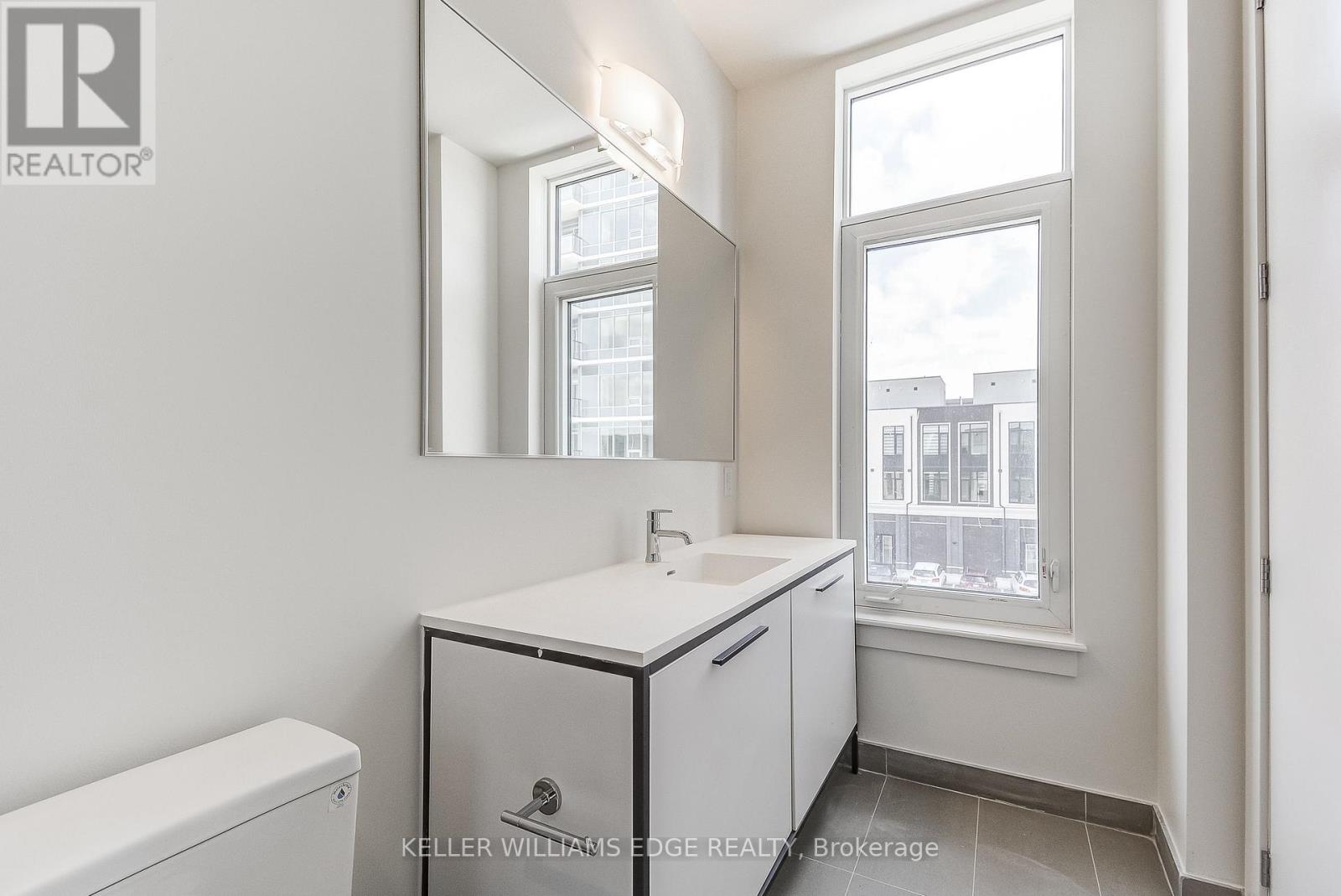 58 WINDWARD DRIVE - 27