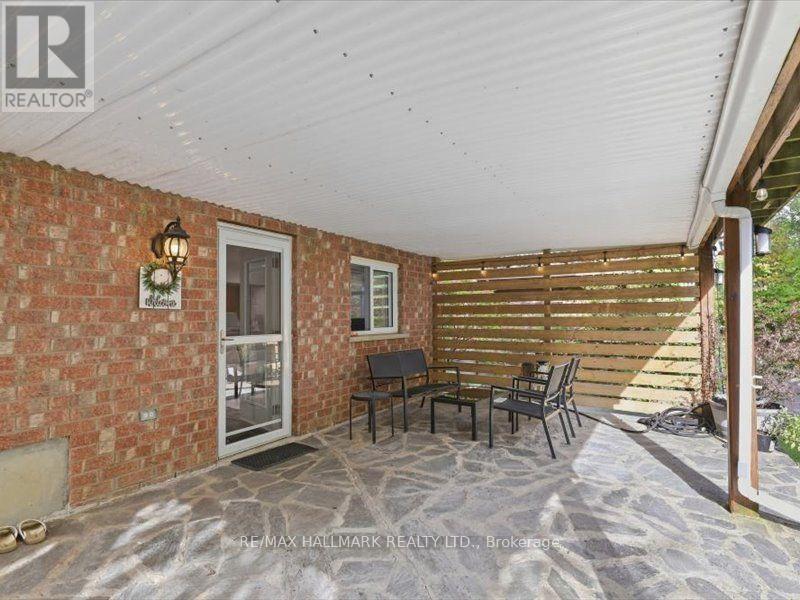 82 DOON MILLS DRIVE - 44